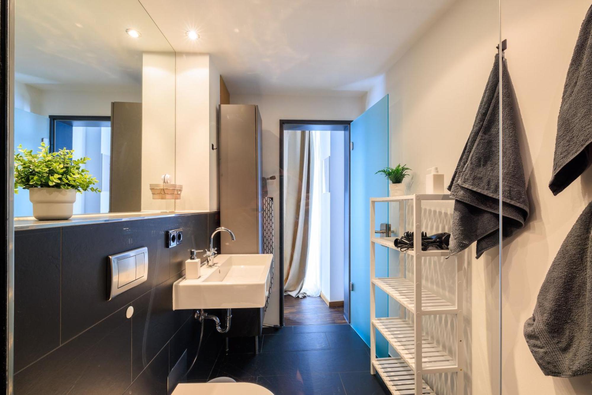 Global Living - Design Apartment I Rathausplatz I Kitchen I אוגסבורג מראה חיצוני תמונה